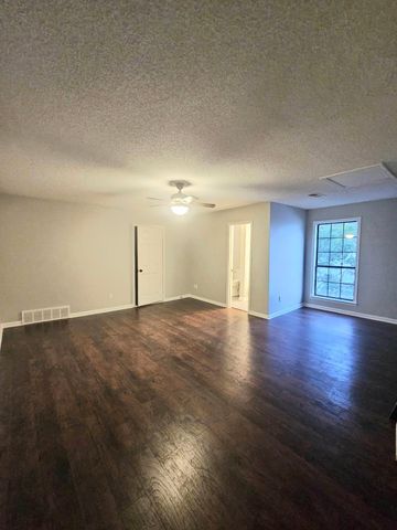 4195 CEDARTREE DR, Memphis, TN 38141