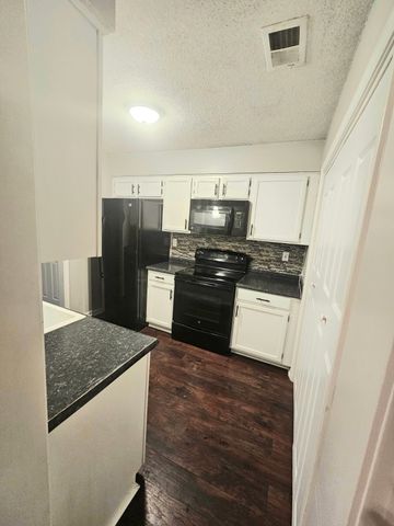4195 CEDARTREE DR, Memphis, TN 38141