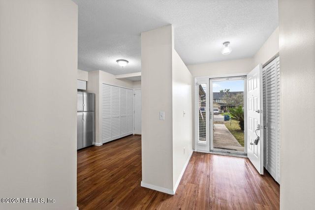 3023 COBBLEWOOD Lane E, Jacksonville, FL 32225