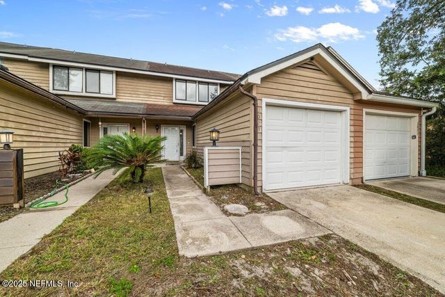 3023 COBBLEWOOD Lane E, Jacksonville, FL 32225