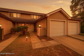 3023 COBBLEWOOD Lane E, Jacksonville, FL 32225