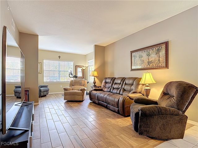 15630 Ocean Walk CIR 102, Fort Myers, FL 33908