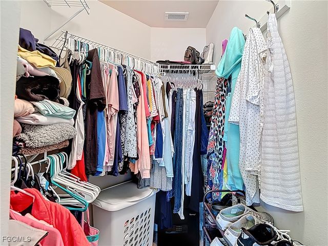 15630 Ocean Walk CIR 102, Fort Myers, FL 33908