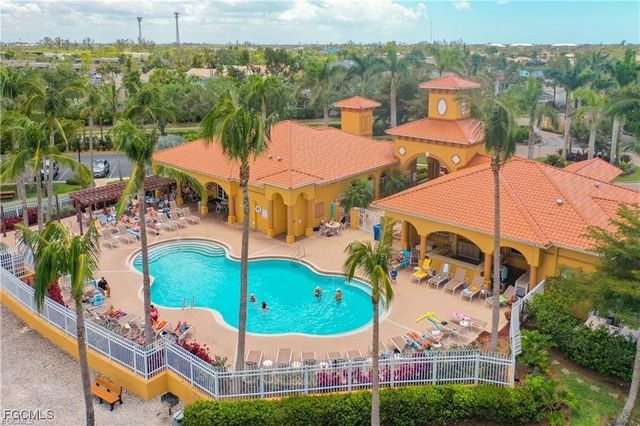 15630 Ocean Walk CIR 102, Fort Myers, FL 33908