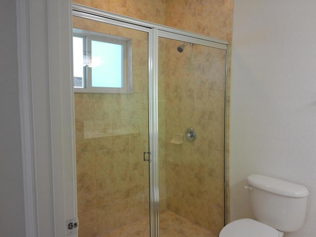 911 NE 12th Avenue, Pompano Beach, FL 33060