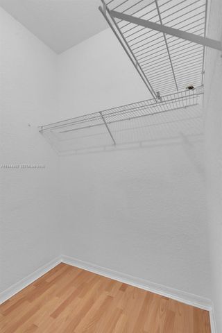 5670 NW 116th Ave 219, Doral, FL 33178