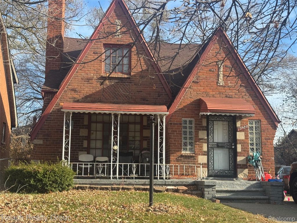 15488 Sorrento Street, Detroit, MI 48227