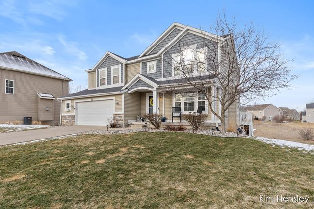 663 Orchard Court NE, Rockford, MI 49341
