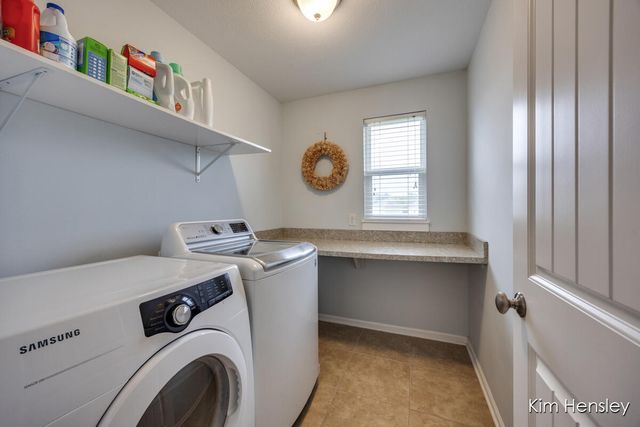 663 Orchard Court NE, Rockford, MI 49341