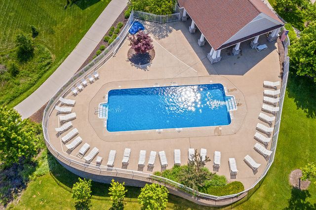 663 Orchard Court NE, Rockford, MI 49341