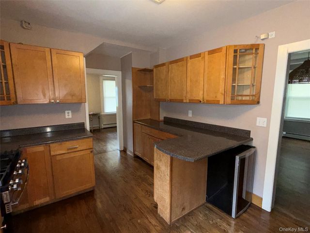 7 Broadway, Cornwall, NY 12518
