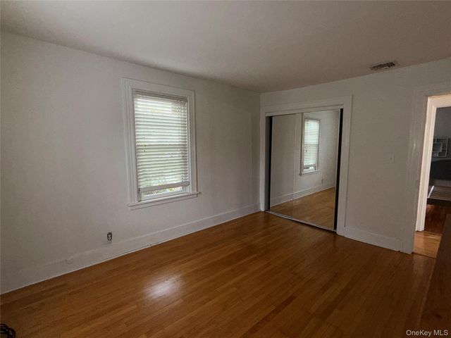 7 Broadway, Cornwall, NY 12518