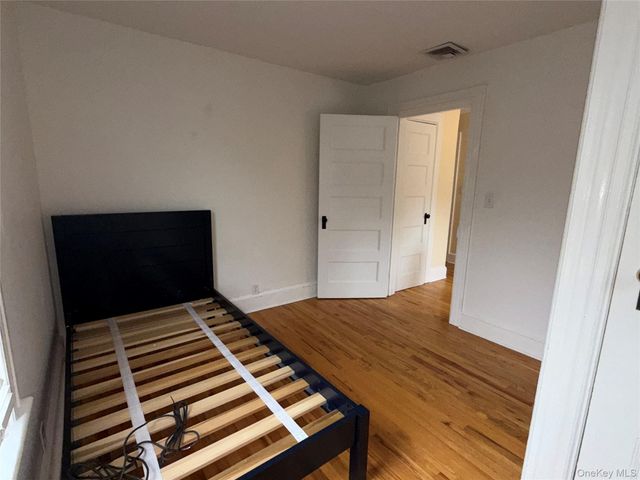 7 Broadway, Cornwall, NY 12518