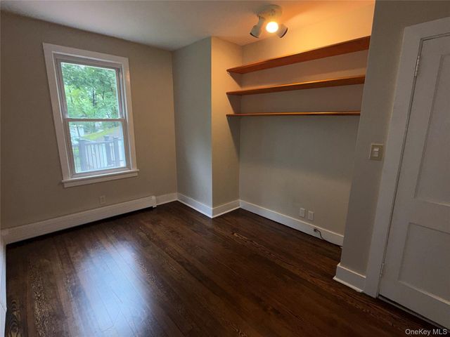 7 Broadway, Cornwall, NY 12518