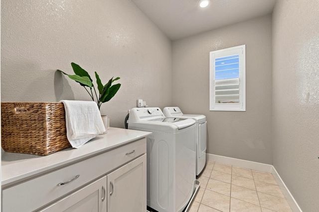 683 Burkeville Rd, Lincoln, CA 95648