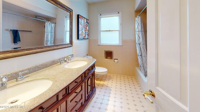 79 Stockton Avenue, Ocean Grove, NJ 07756