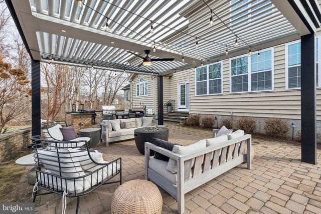 2801 HOFFS WAY, Warrington, PA 18976