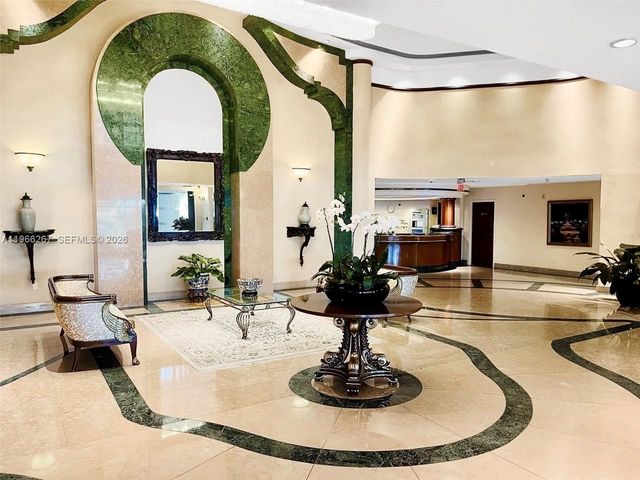 5757 Collins Ave 1003, Miami Beach, FL 33140