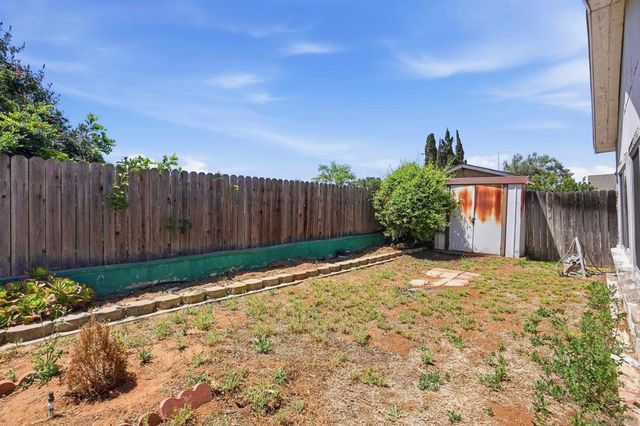 1483 E Madison Ave, El Cajon, CA 92019