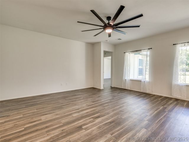 13426 S 93rd East Avenue, Bixby, OK 74008