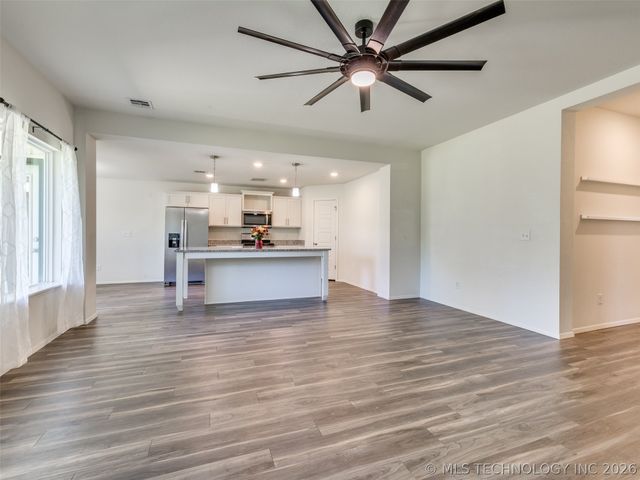 13426 S 93rd East Avenue, Bixby, OK 74008