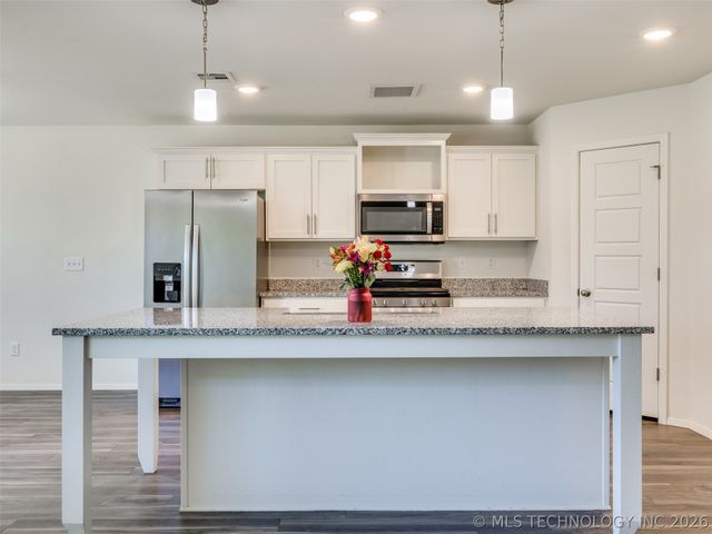 13426 S 93rd East Avenue, Bixby, OK 74008