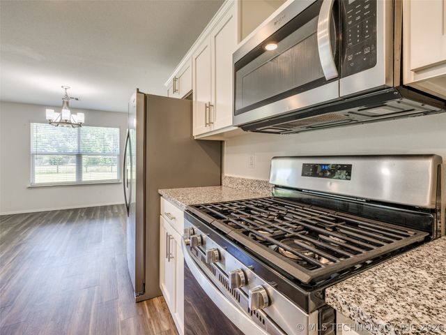 13426 S 93rd East Avenue, Bixby, OK 74008