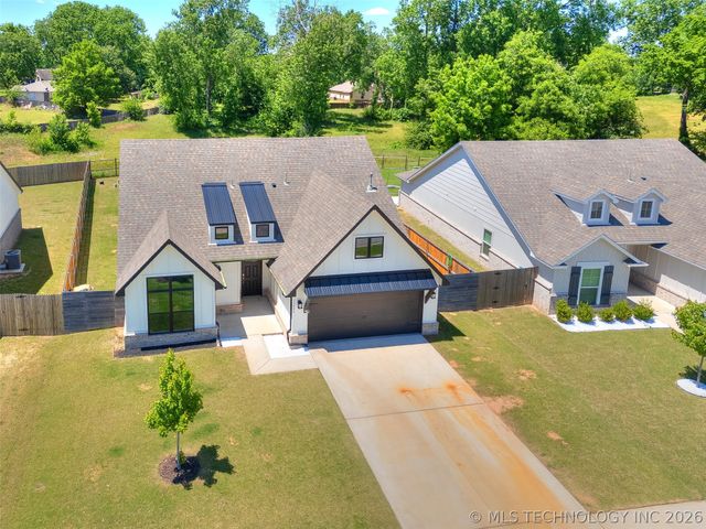 13426 S 93rd East Avenue, Bixby, OK 74008