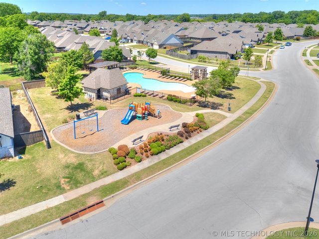 13426 S 93rd East Avenue, Bixby, OK 74008