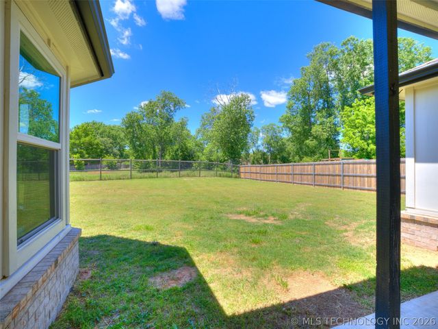 13426 S 93rd East Avenue, Bixby, OK 74008
