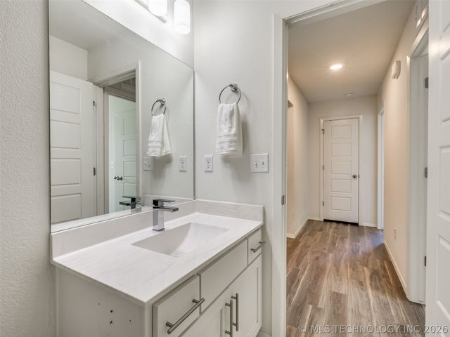 13426 S 93rd East Avenue, Bixby, OK 74008