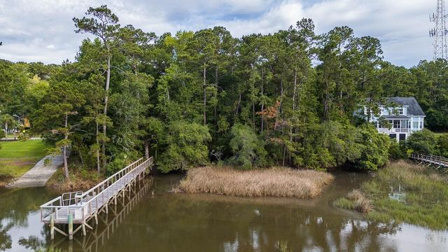 1044 Bradbury Lane, Charleston, SC 29492