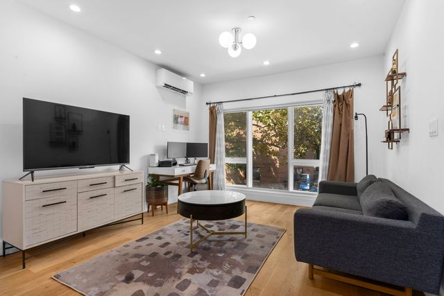 766 Decatur St Apt 2A, New York City, NY 11233