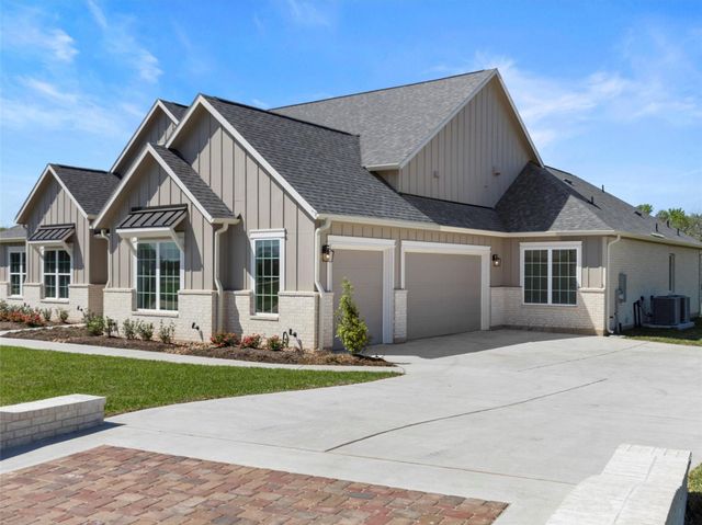 226 Hydrangea DR, Smithville, TX 78957