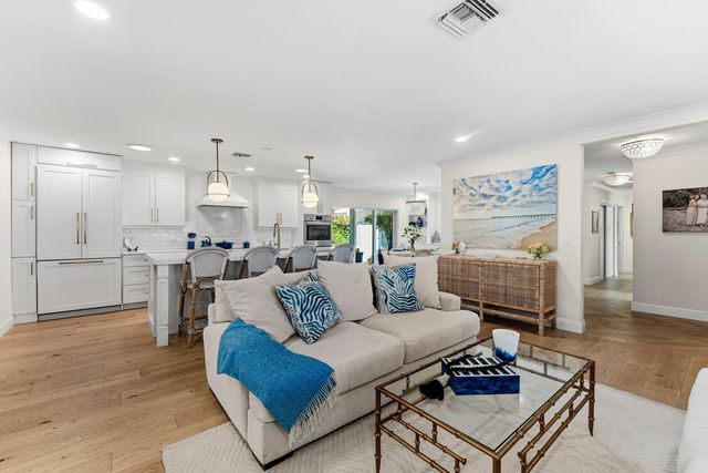 541 Lighthouse Drive, North Palm Beach, FL 33408