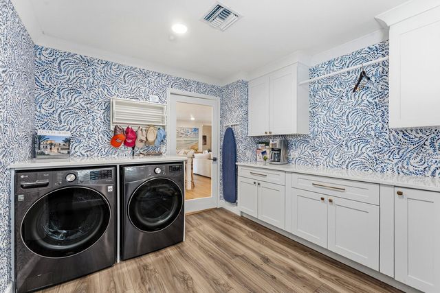 541 Lighthouse Drive, North Palm Beach, FL 33408