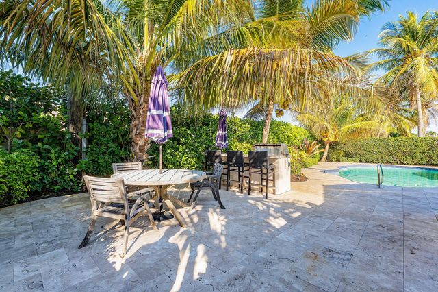 541 Lighthouse Drive, North Palm Beach, FL 33408