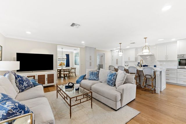 541 Lighthouse Drive, North Palm Beach, FL 33408