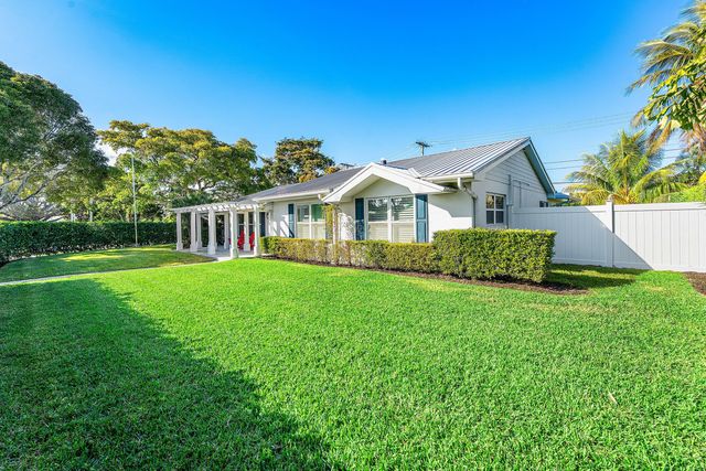 541 Lighthouse Drive, North Palm Beach, FL 33408