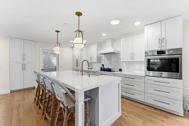 541 Lighthouse Drive, North Palm Beach, FL 33408