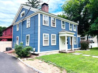 298 Naubuc Avenue, Glastonbury, CT 06033