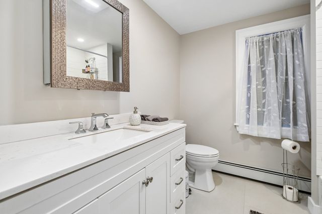 141 Hale St 2, Beverly, MA 01915