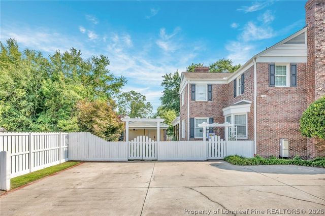 1706 N Chestnut Street, Lumberton, NC 28358