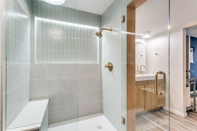 1225 Sleepy Hollow Court, Grapevine, TX 76051