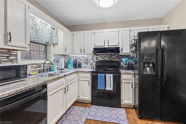 69 Lanning Drive, Denton, NC 27239