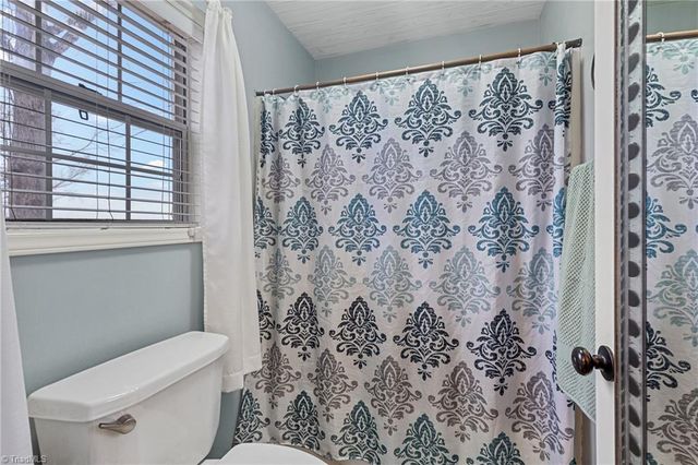 69 Lanning Drive, Denton, NC 27239