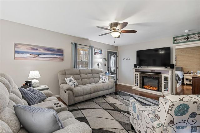 69 Lanning Drive, Denton, NC 27239