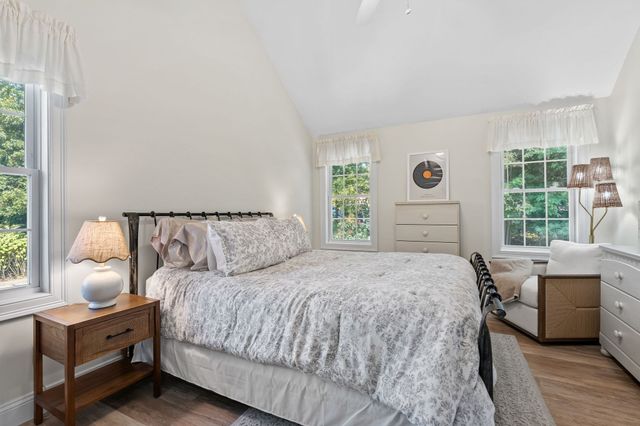 864 Brockton Ave 864, Abington, MA 02351