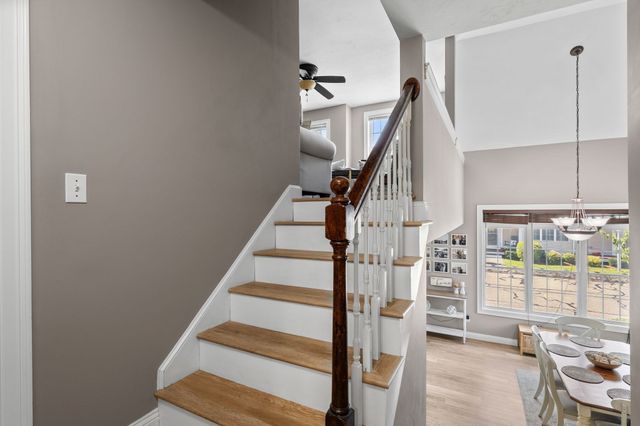 864 Brockton Ave 864, Abington, MA 02351