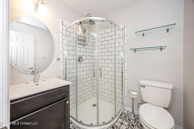 2421 Beachview Drive, G-13, Ocean Springs, MS 39564
